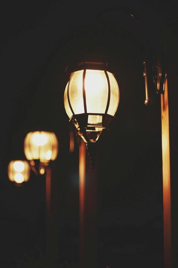 Transform your outdoor spaces with these lighting strategies